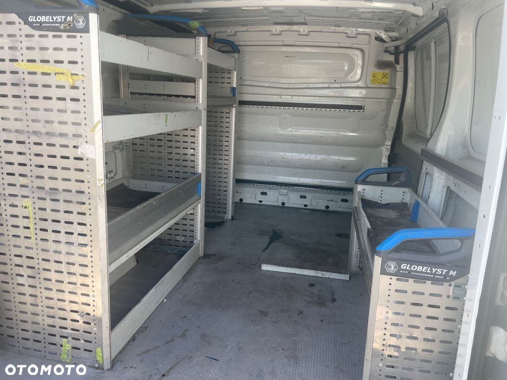 Renault Trafic - 10