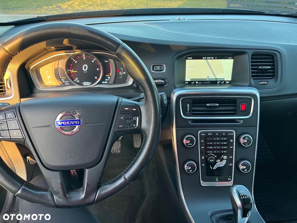 Volvo V60 D2 Drive-E Ocean Race - 8