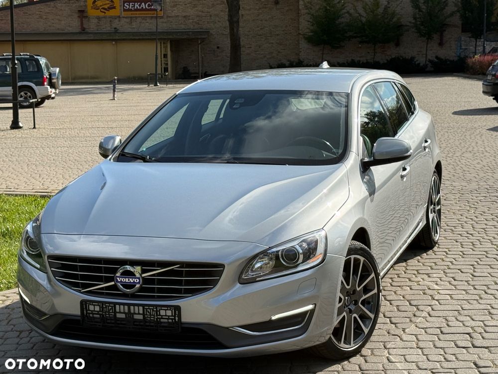 Volvo V60 D4 - 2