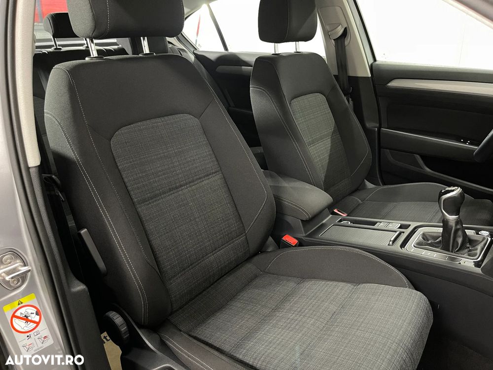 Volkswagen Passat 2.0 TDI Comfortline - 10