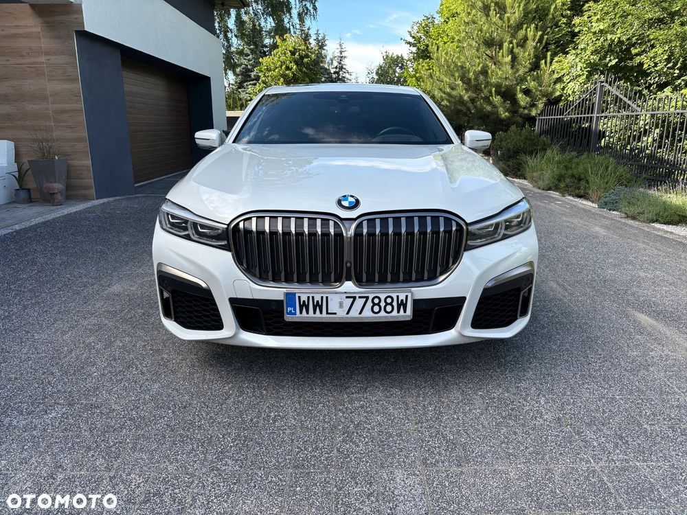 BMW Seria 7 740Li - 1