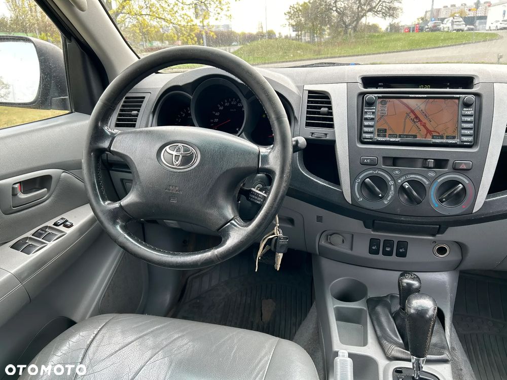 Toyota Hilux 3.0 D-4D SR5-X Platinium - 12