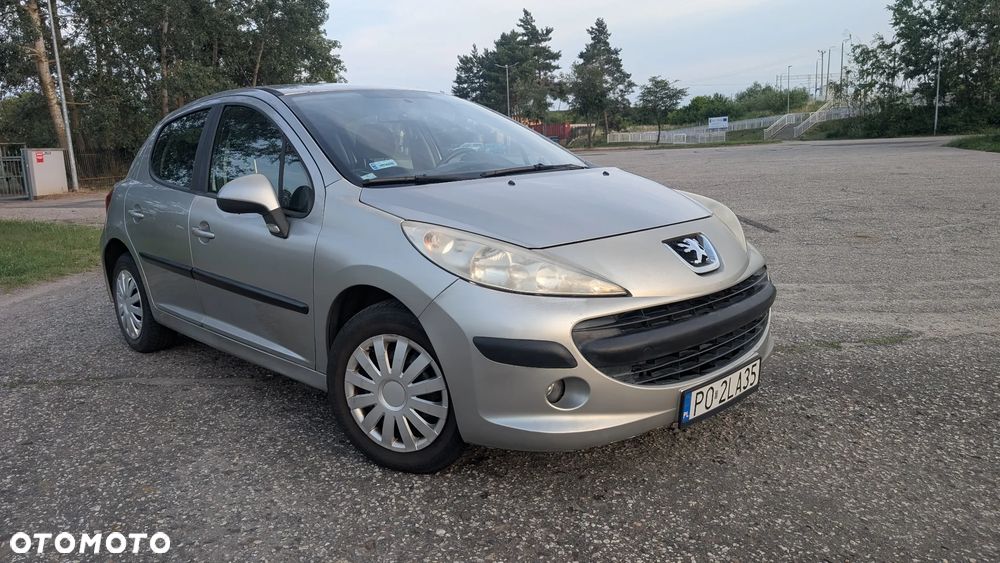 Peugeot 207 1.4 16V Trendy - 4