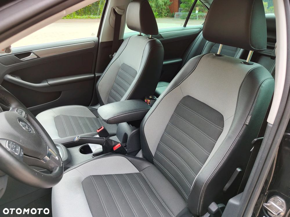 Volkswagen Jetta 1.4 TSI Highline Optimum DSG - 18