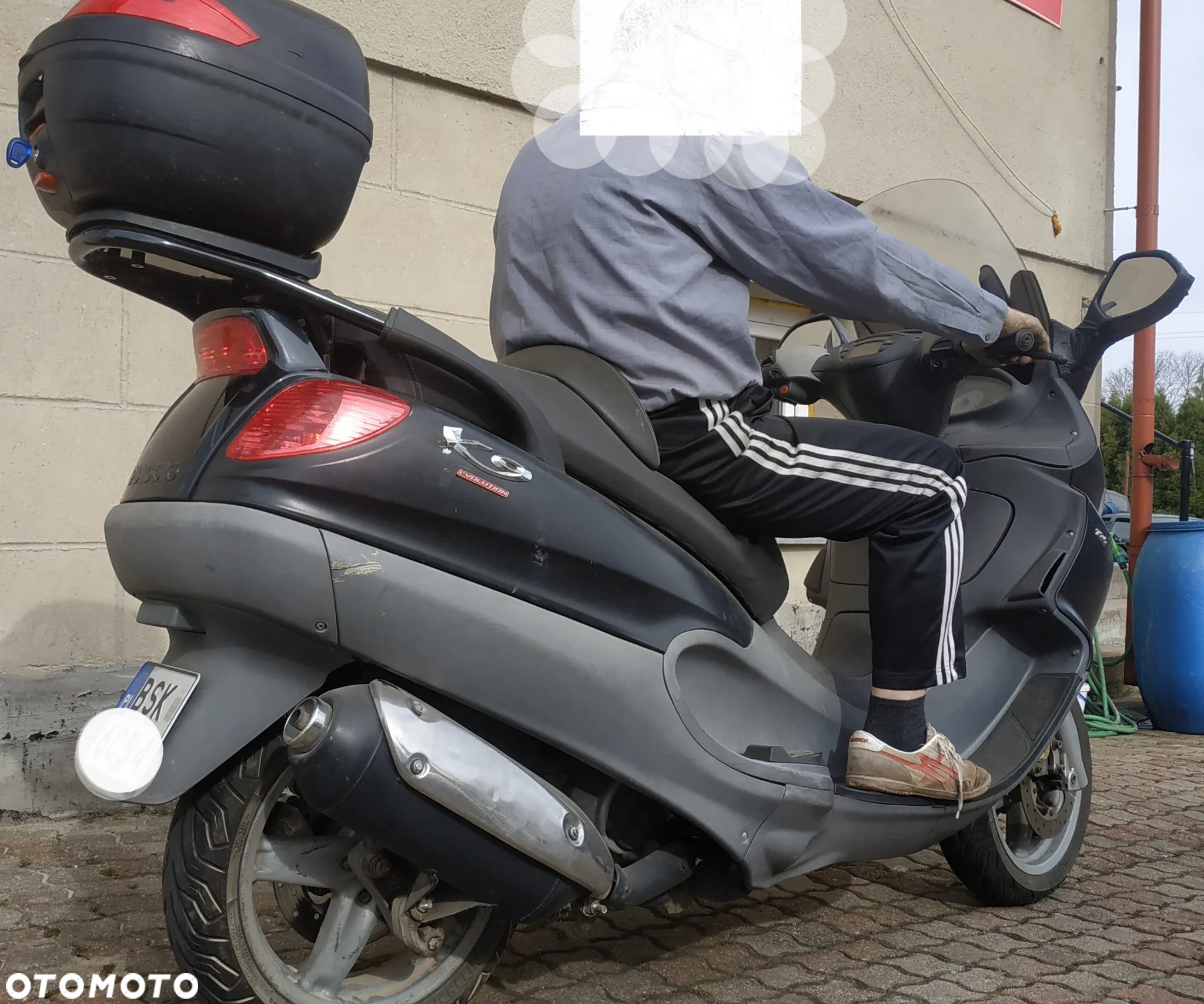 Piaggio X9 - 2