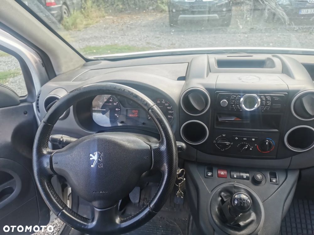 Peugeot Partner - 9