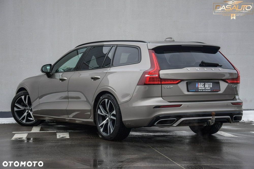 Volvo V60 B4 D R-Design - 10