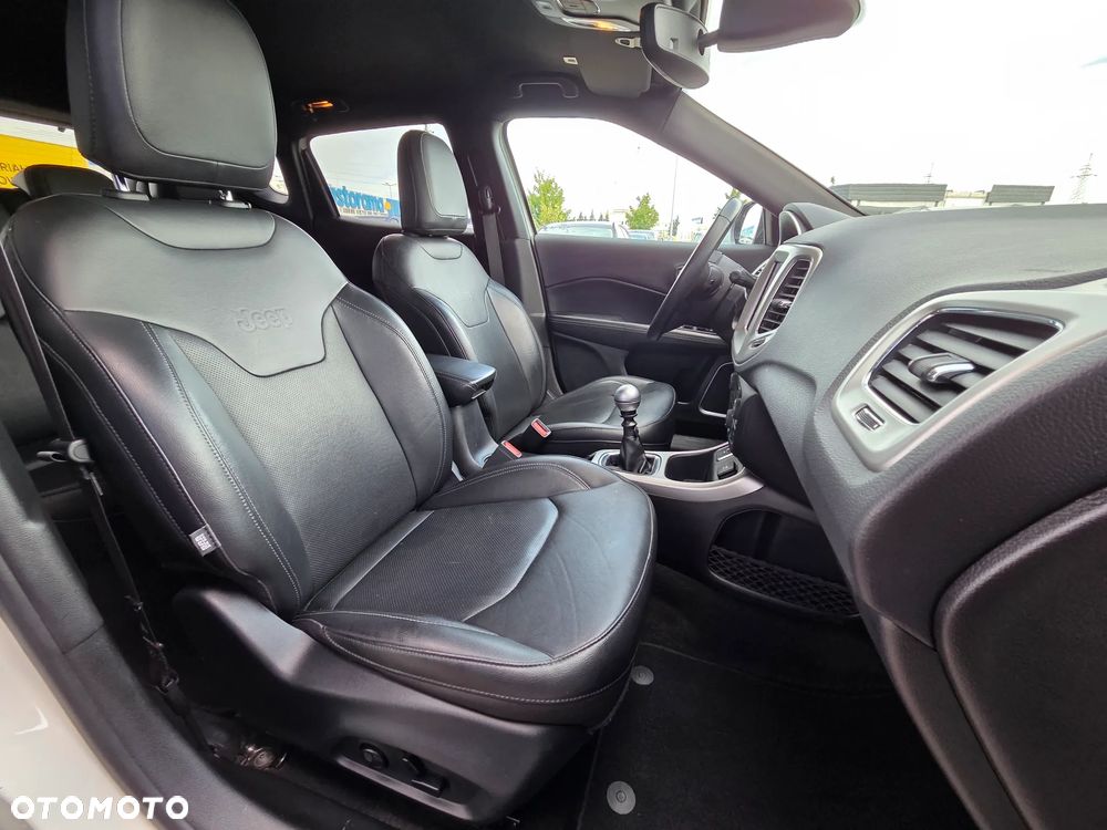 Jeep Compass 1.4 MultiAir Business Line - 19