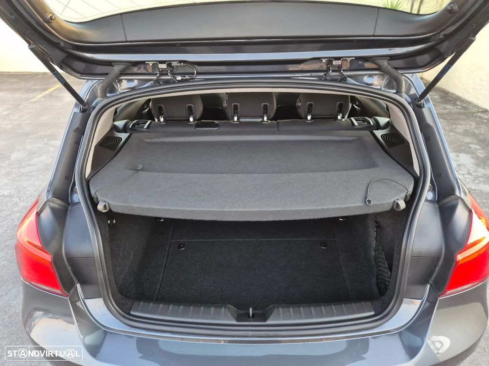 BMW 116 d Advantage - 40