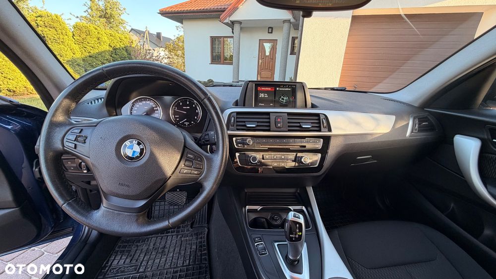 BMW Seria 1 118d - 8