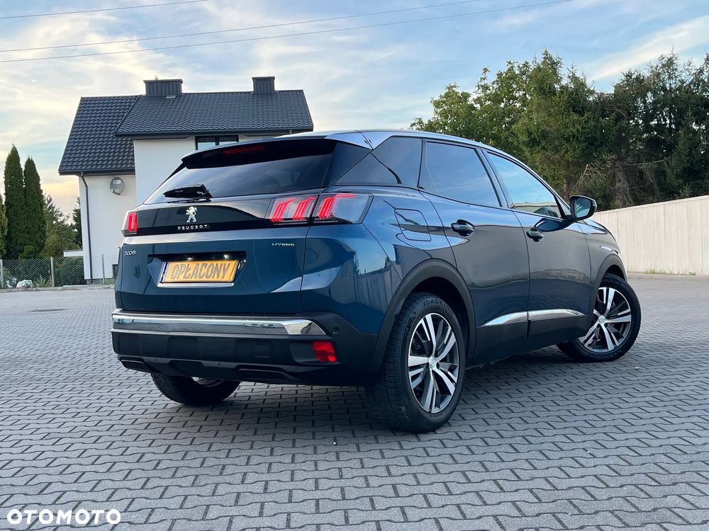 Peugeot 3008 1.6 PureTech HYbrid Allure S&S EAT8 - 19