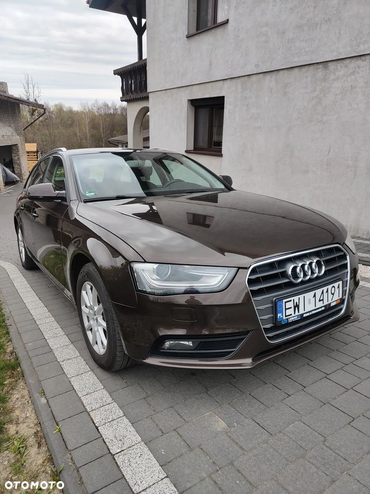 Audi A4 Avant 2.0 TDI DPF multitronic Ambiente - 2