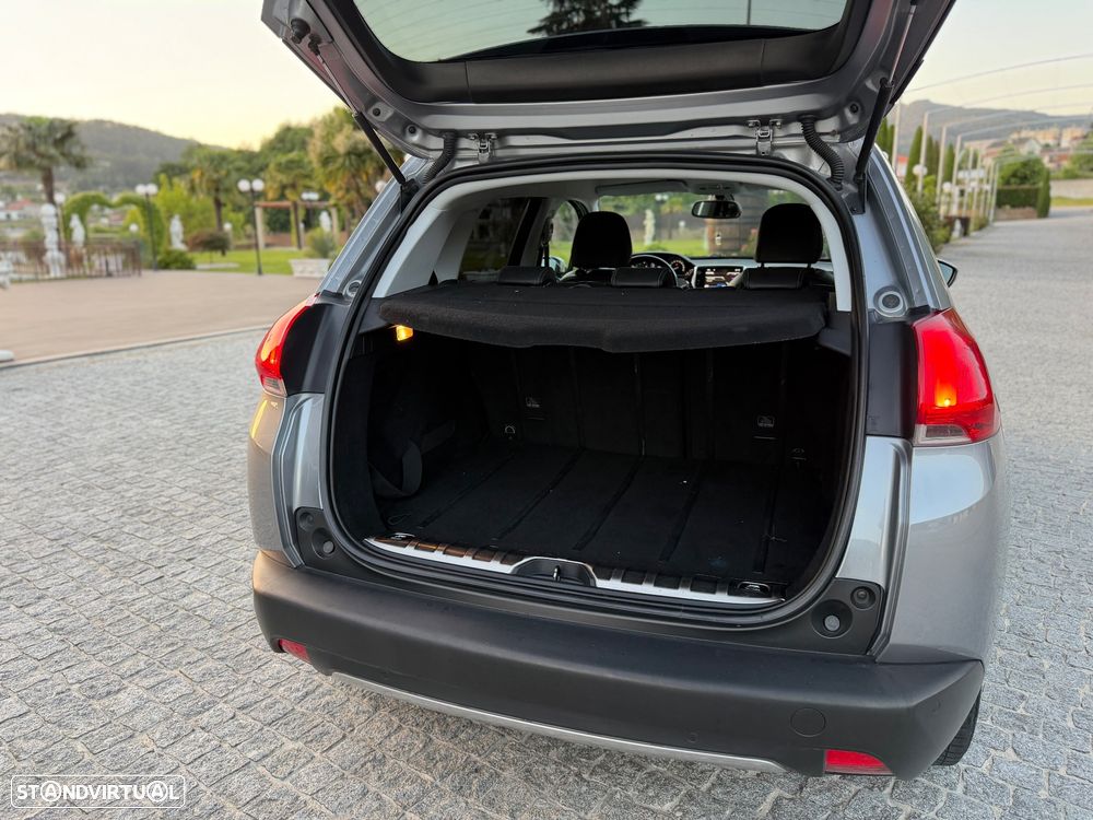 Peugeot 2008 1.6 e-HDi Allure - 12