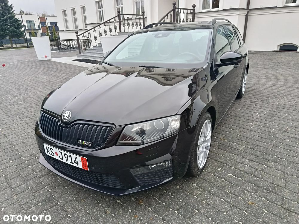 Skoda Octavia Combi 2.0 TDI RS - 1