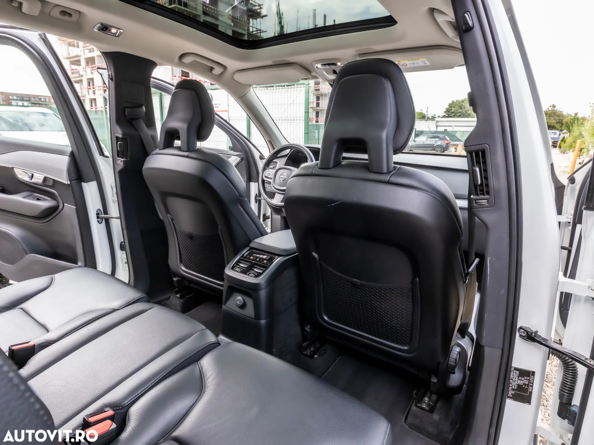 Volvo XC 90 T8 AWD Twin Engine Geartronic Momentum - 15