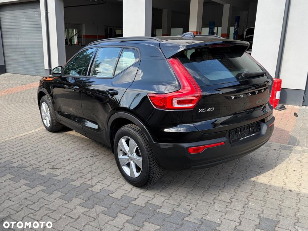 Volvo XC 40 T3 - 3