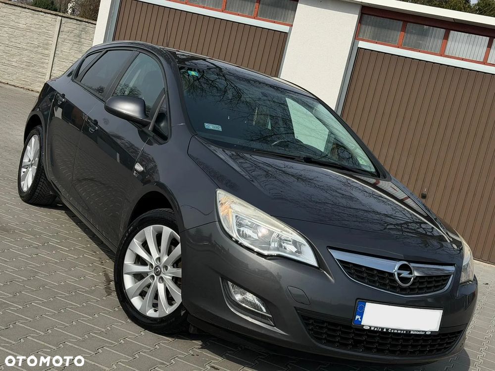 Opel Astra ver-1-4-turbo-cosmo - 7