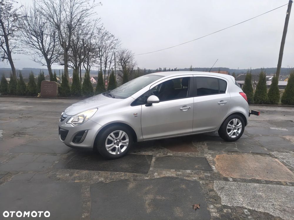 Opel Corsa 1.4 16V Satellite - 3