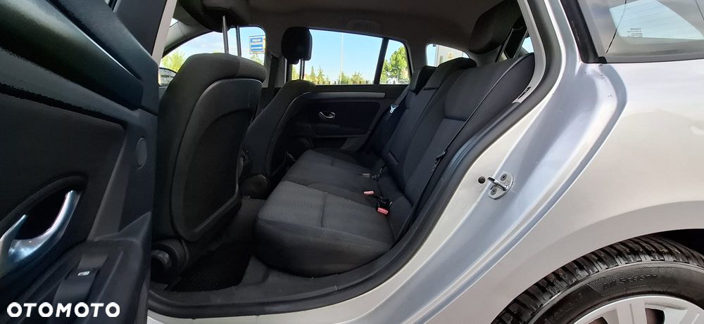 Renault Laguna 2.0 dCi Expression - 15
