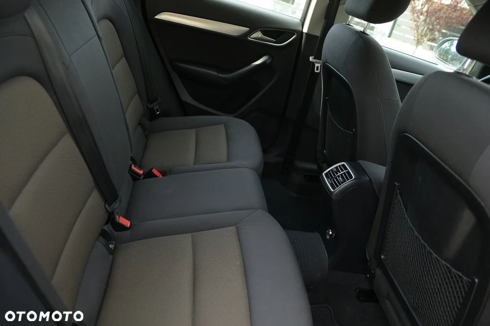 Audi Q3 - 18