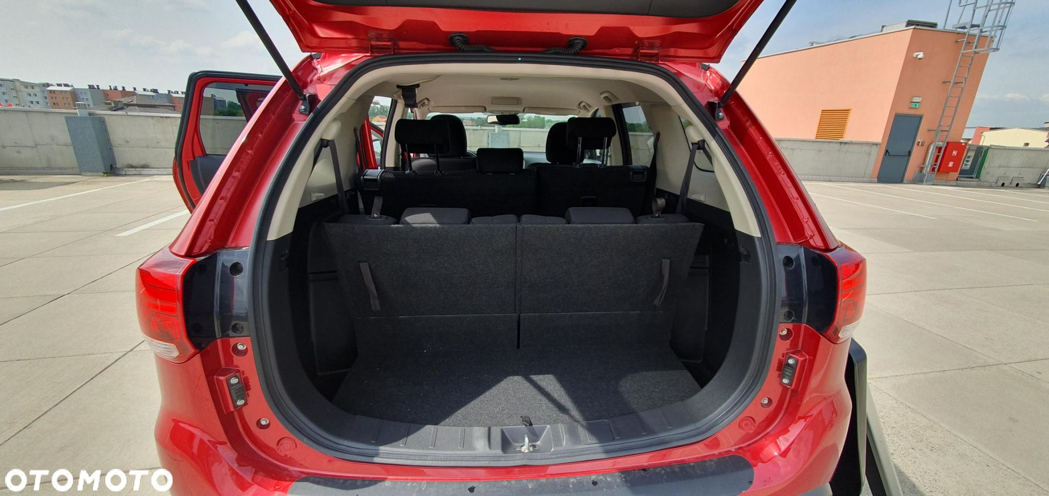 Mitsubishi Outlander 2.2 DI-D 4WD Automatik Edition 100+ - 20
