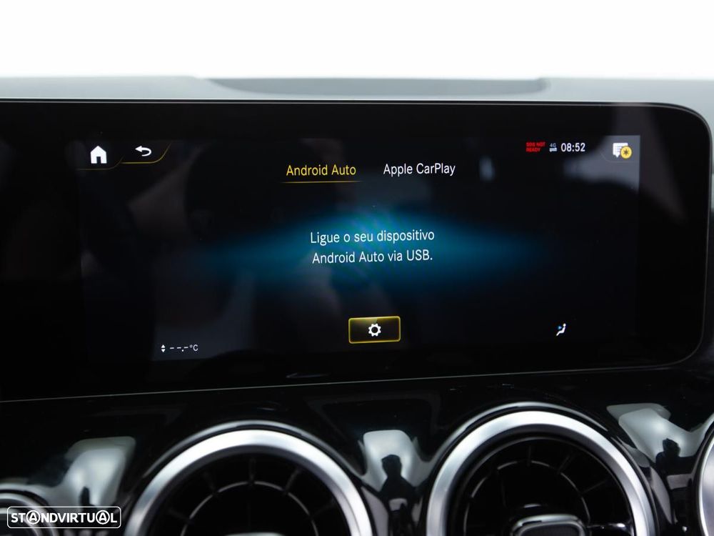 Mercedes-Benz GLA 250 4Matic 8G-DCT - 33