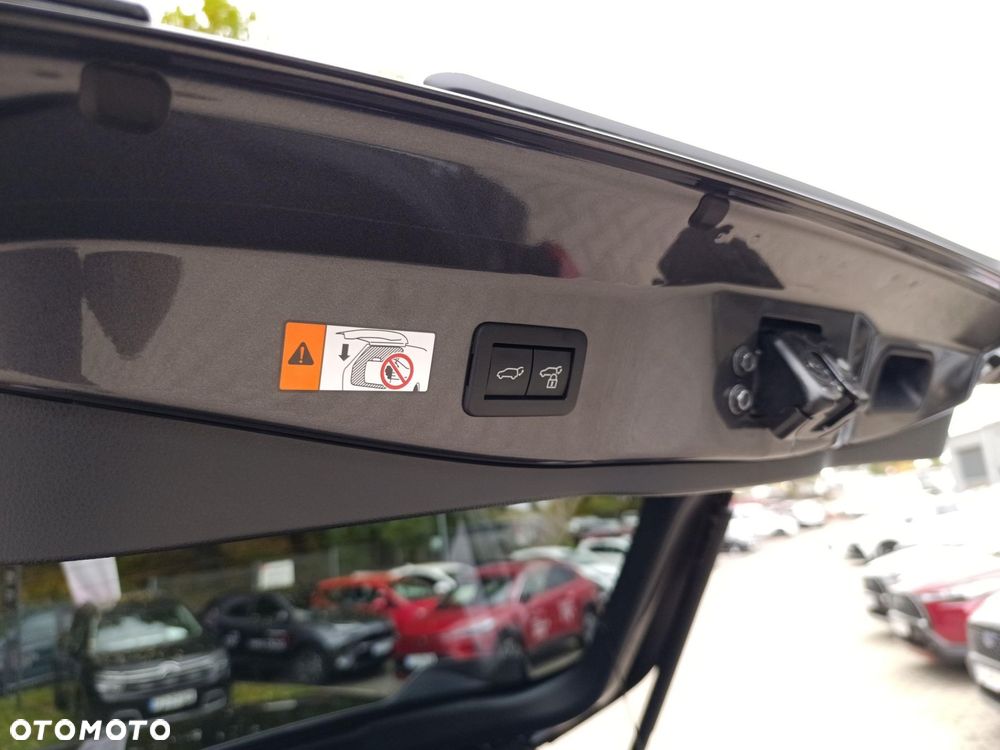 Toyota C-HR 1.8 Hybrid Executive - 24