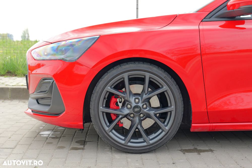 Ford Focus - 6