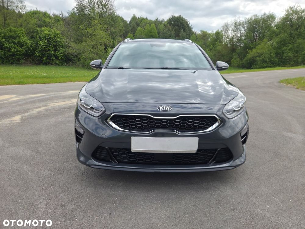 Kia Ceed 1.6 CRDi DCT Platinum Edition - 1