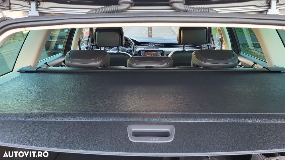 Volkswagen Passat - 13