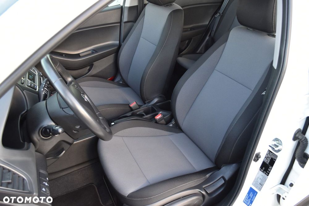 Hyundai i20 1.4 Active - 14