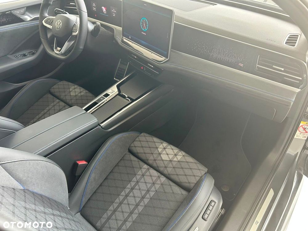Volkswagen Passat - 18