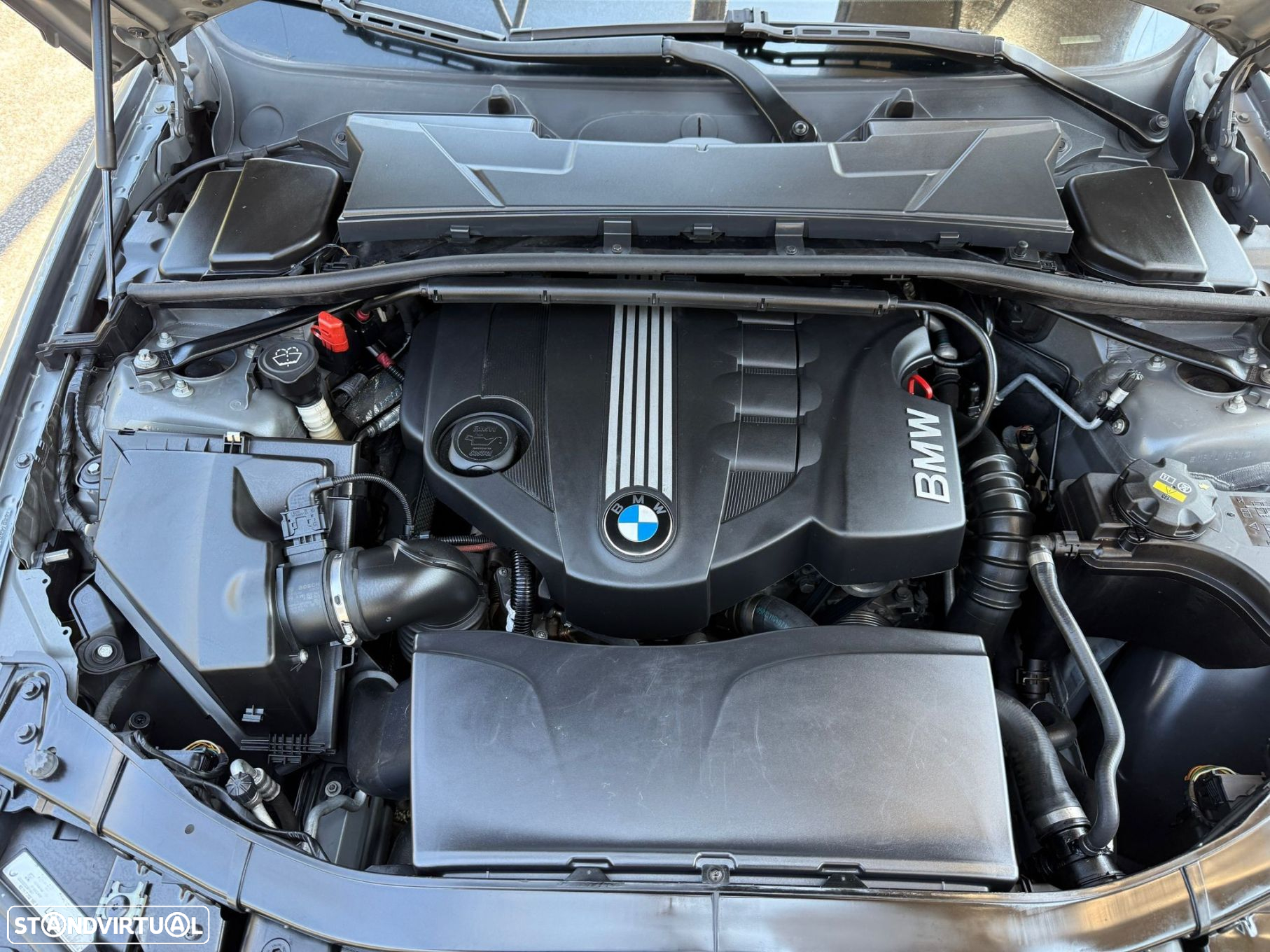 BMW 318 d Touring Sport - 11