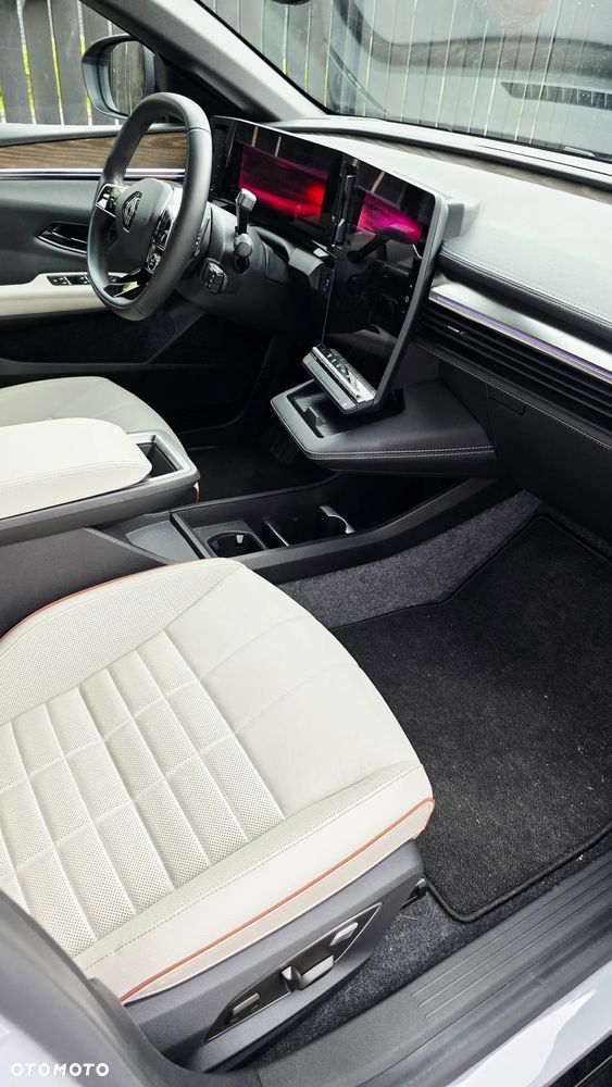 Renault Megane EV60 Iconic - 18