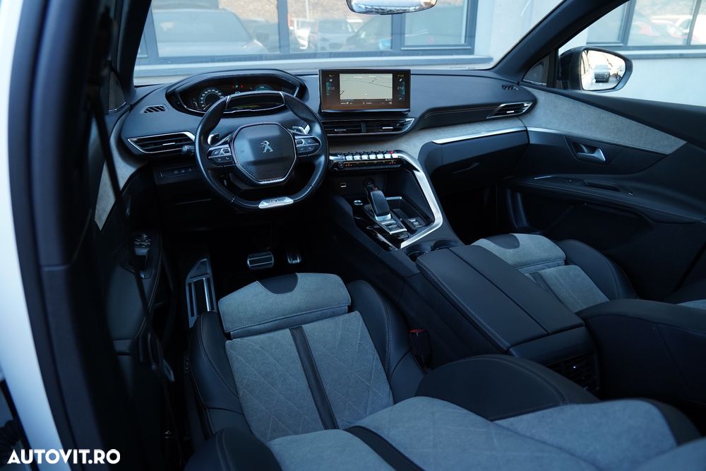 Peugeot 3008 PHEV EAT8 4X4 GT Pack - 9