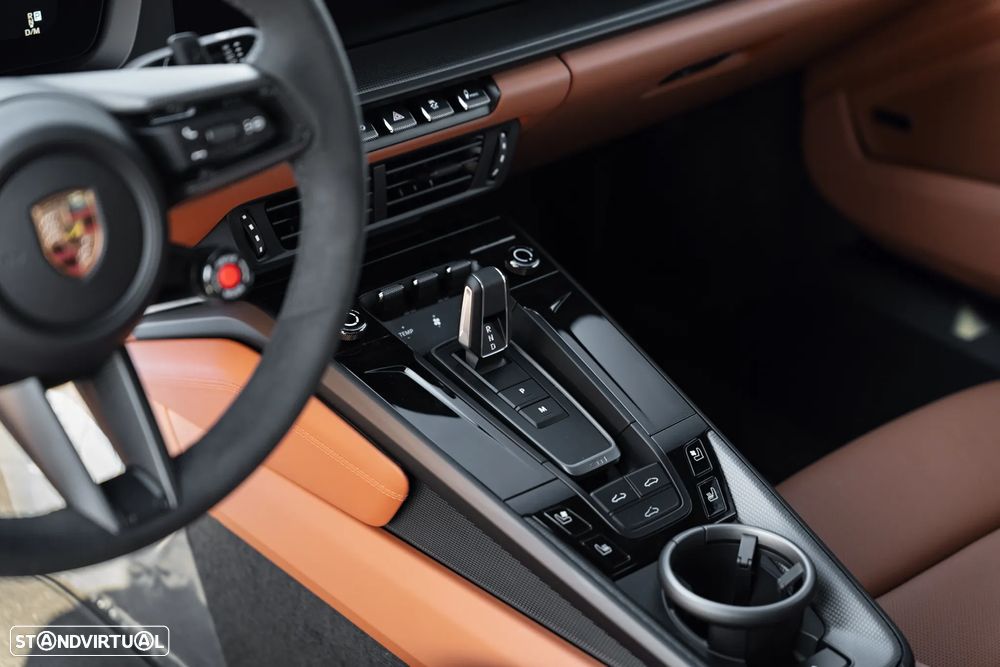 Porsche 911 (992) Carrera 4 GTS - 26