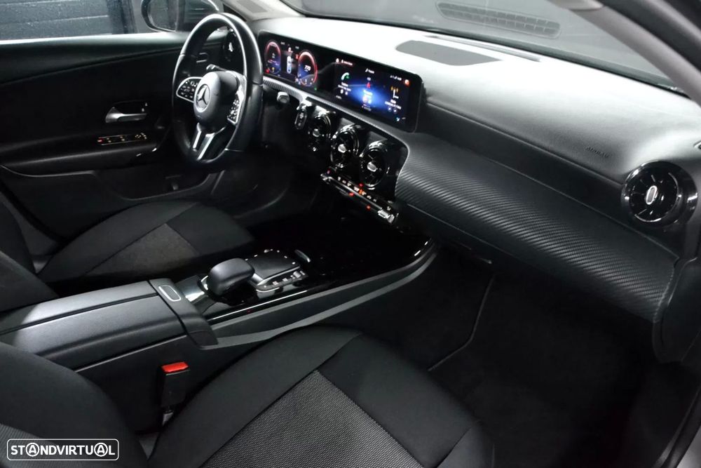Mercedes-Benz A 200 Limousine d Progressive Aut. - 8