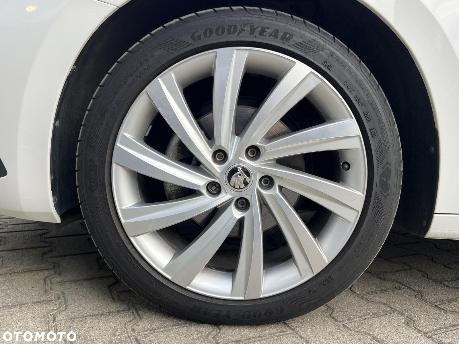Skoda Octavia 2.0 TDI Style DSG - 32