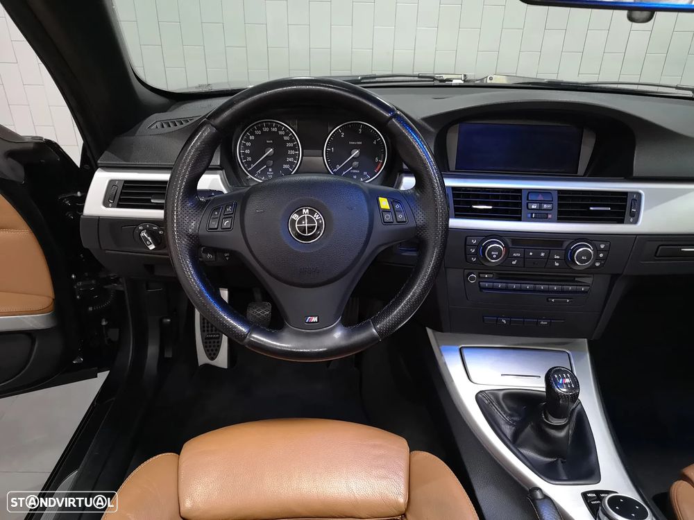 BMW 320 d Cabrio - 26