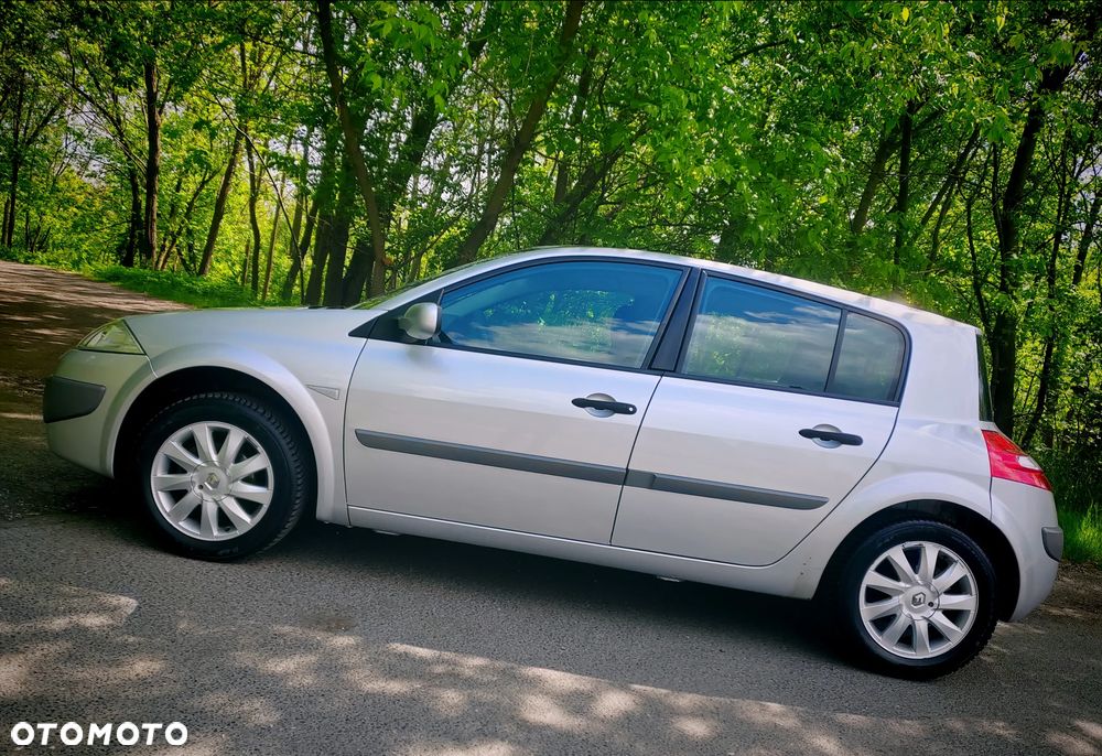 Renault Megane 1.4 16V Expression - 4