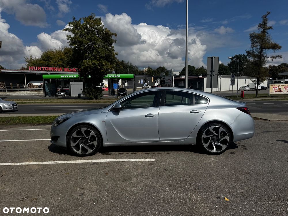 Opel Insignia - 2