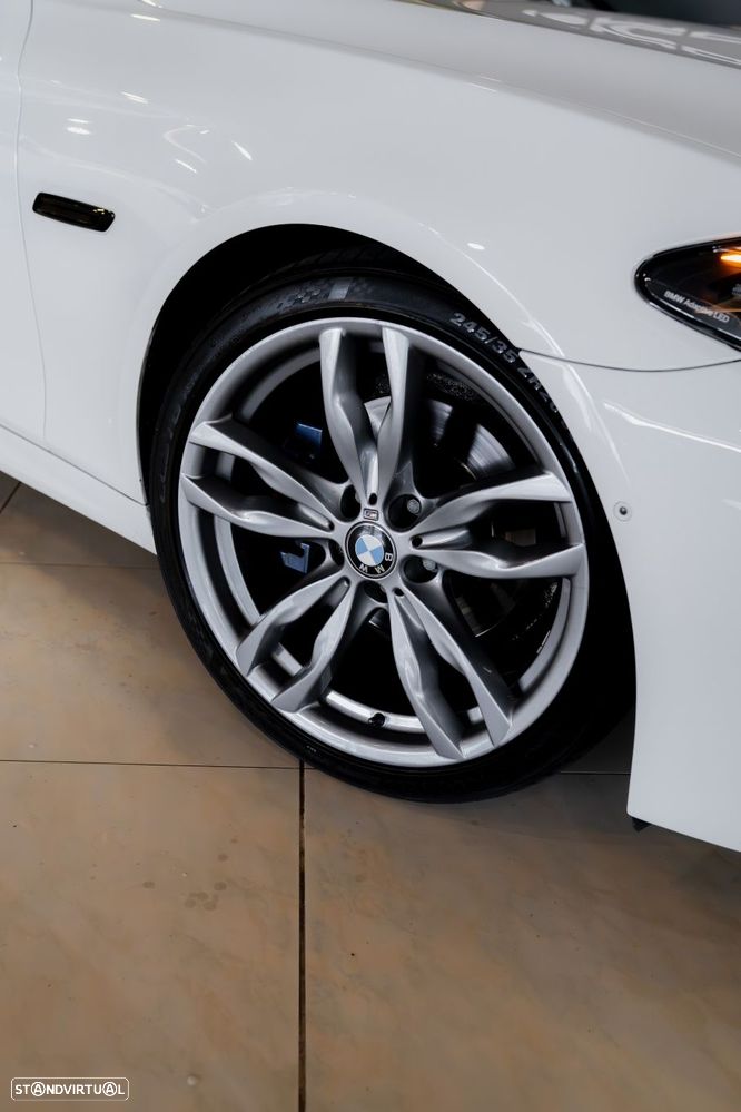 BMW 520 d Pack M - 12