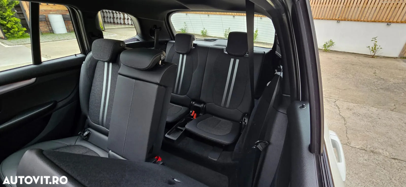 BMW Seria 2 220i AT - 5