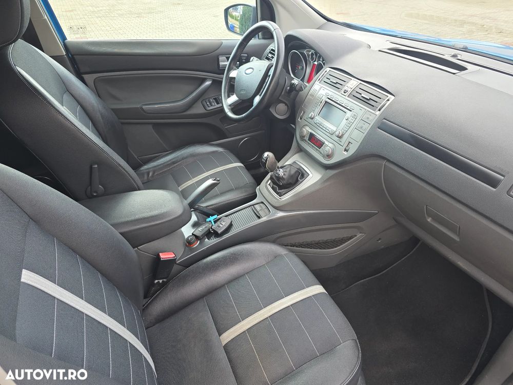 Ford Kuga 2.0 TDCi 4x4 Titanium - 8
