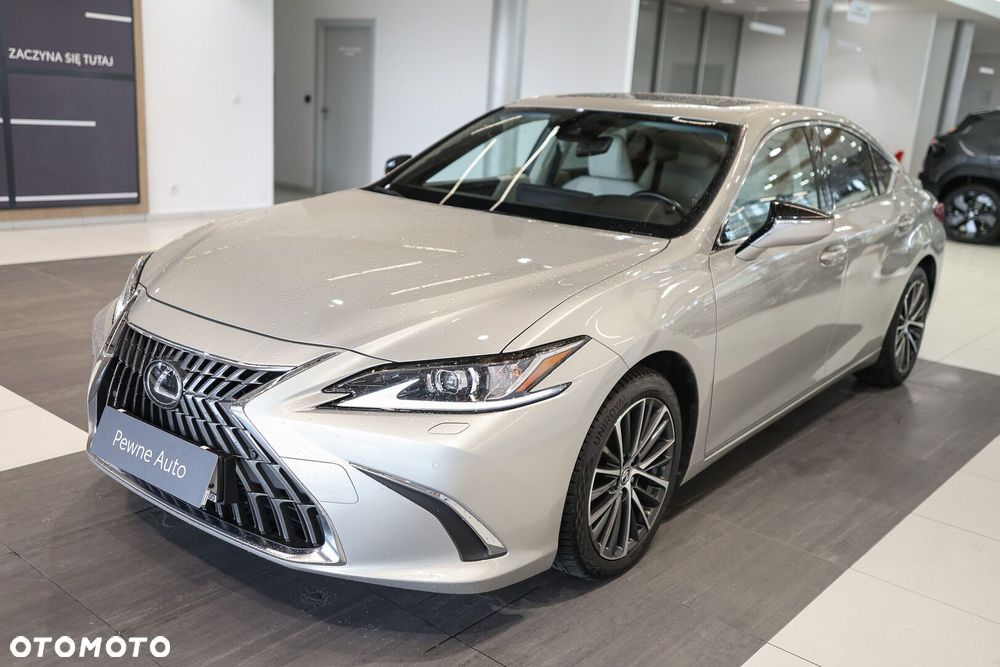 Lexus ES 300h Business Edition - 10