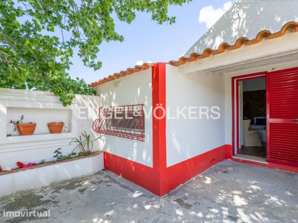 Moradia T3 em Sesimbra com piscina e a 5 minutos da Praia - Grande imagem: 3/42