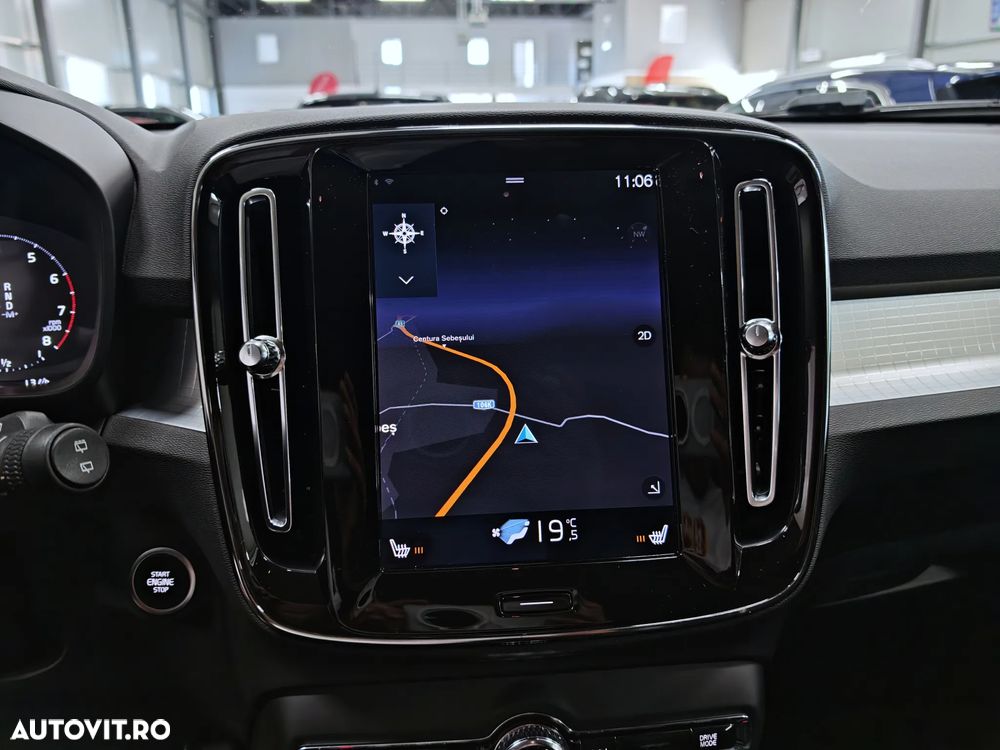 Volvo XC 40 T4 R-Design - 19