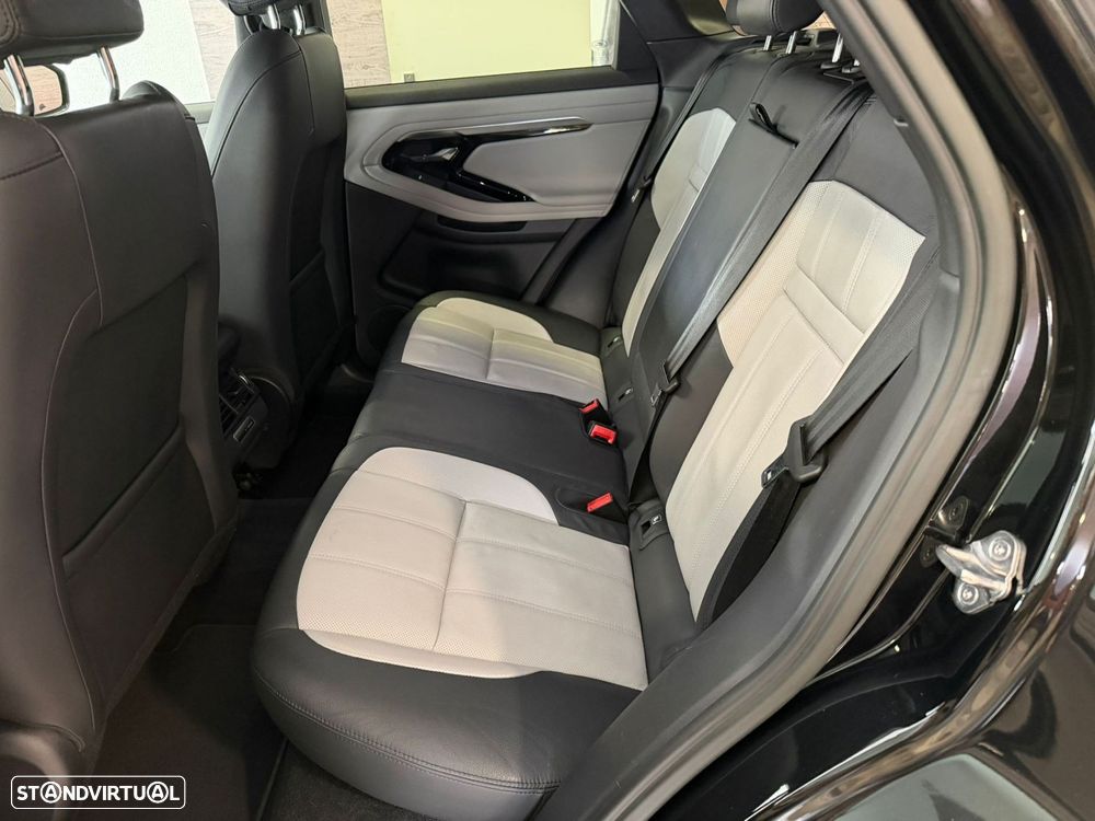 Land Rover Range Rover Evoque 1.5 P300e AWD R-Dynamic SE Auto - 27