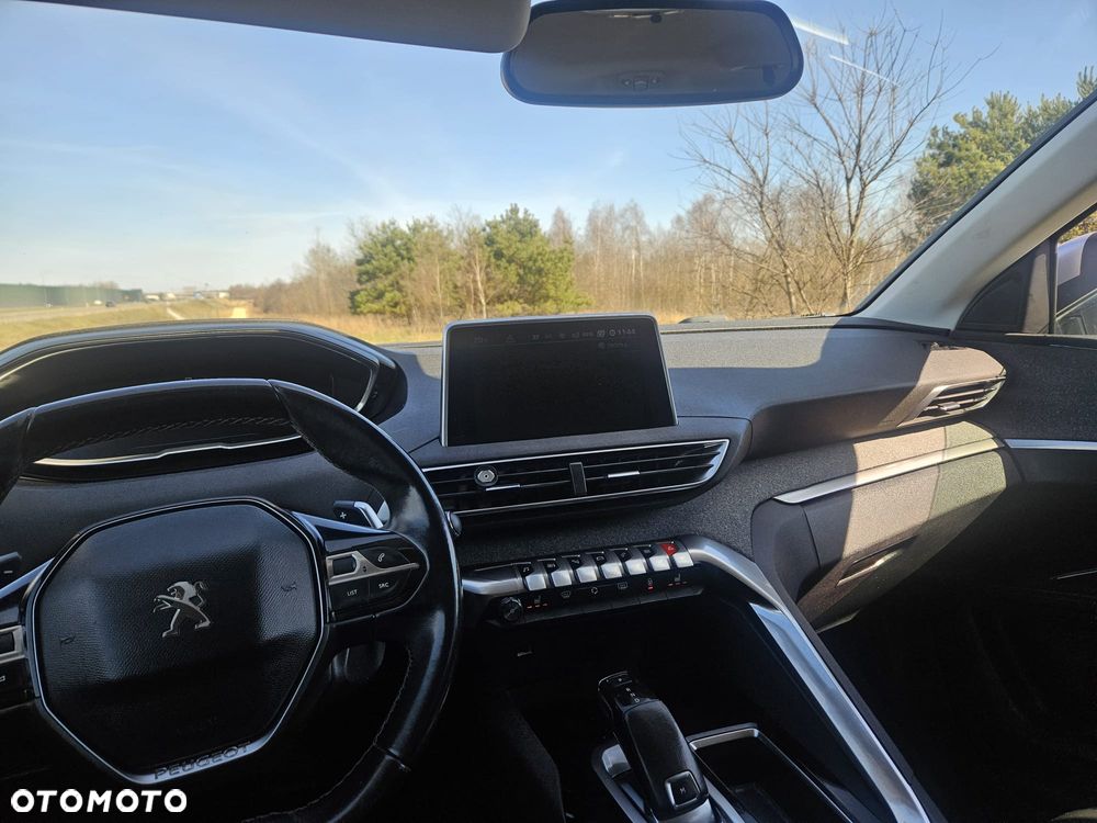Peugeot 5008 1.5 BlueHDi Allure S&S EAT8 - 12