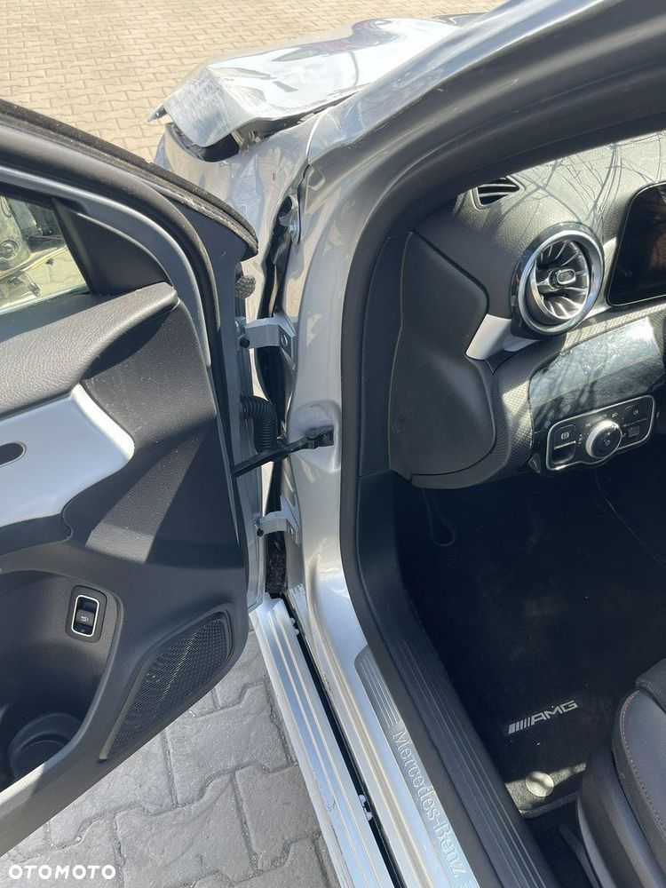 Mercedes-Benz Klasa A 250 4Matic 7G-DCT AMG Line - 4